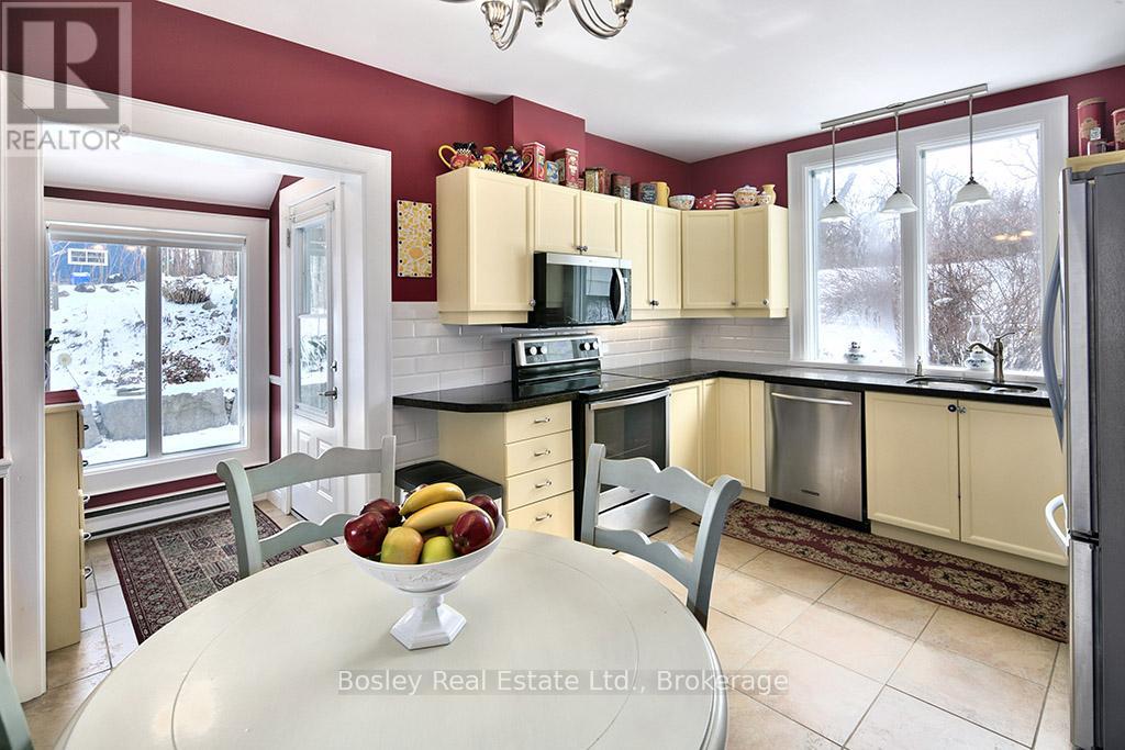 103 Brook Street, Blue Mountains, Ontario  N0H 1J0 - Photo 8 - X12898084