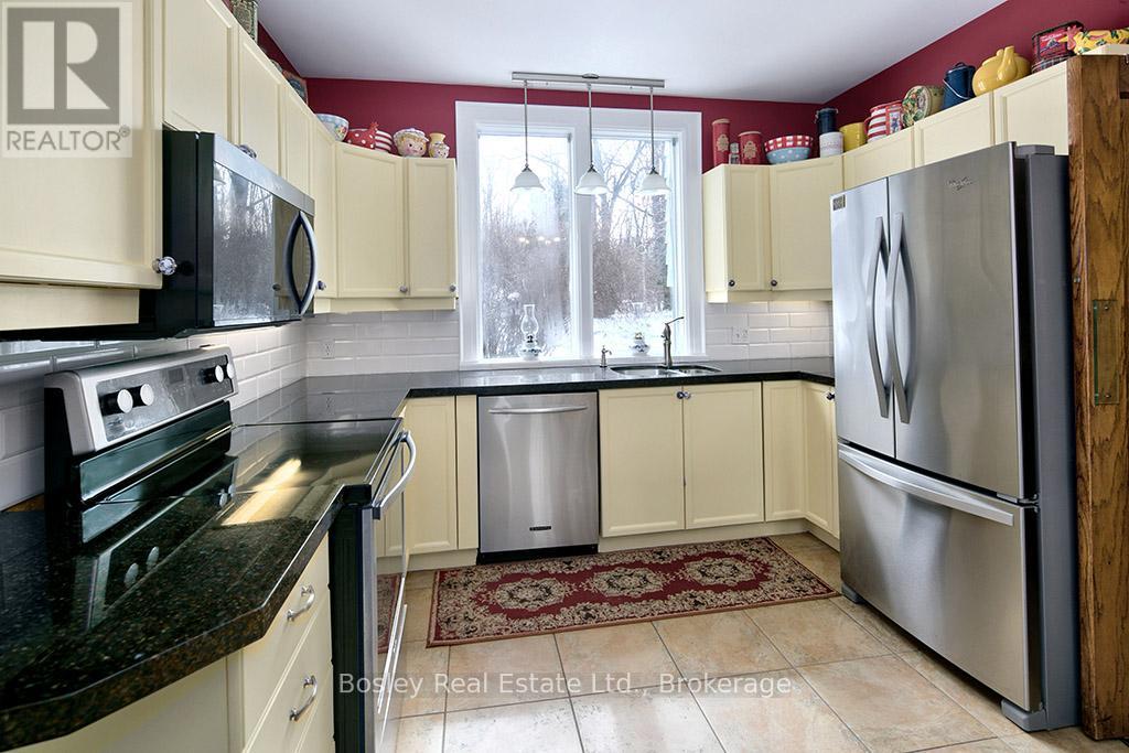 103 Brook Street, Blue Mountains, Ontario  N0H 1J0 - Photo 9 - X12898084