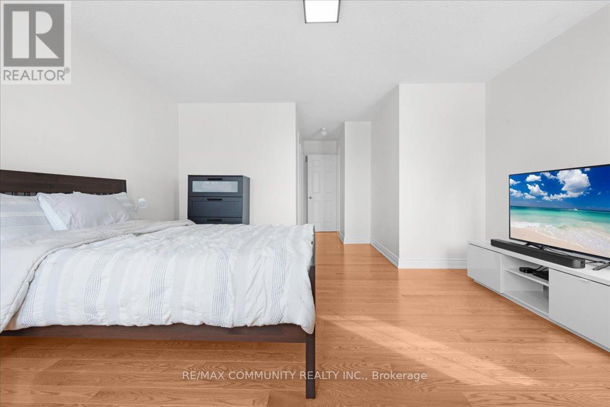 88 Mainland Crescent, Vaughan, Ontario  L6A 3G4 - Photo 18 - N12898080