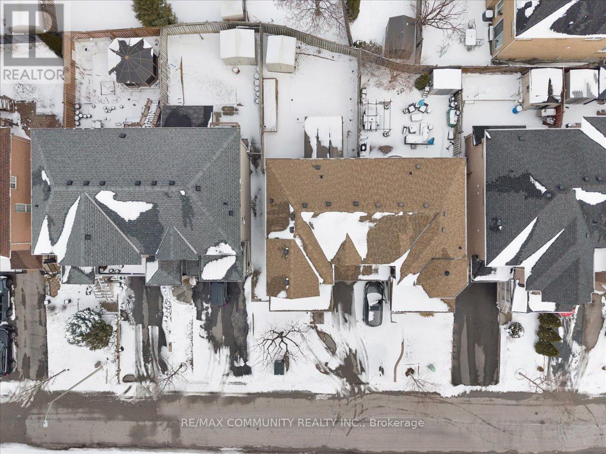 88 Mainland Crescent, Vaughan, Ontario  L6A 3G4 - Photo 34 - N12898080