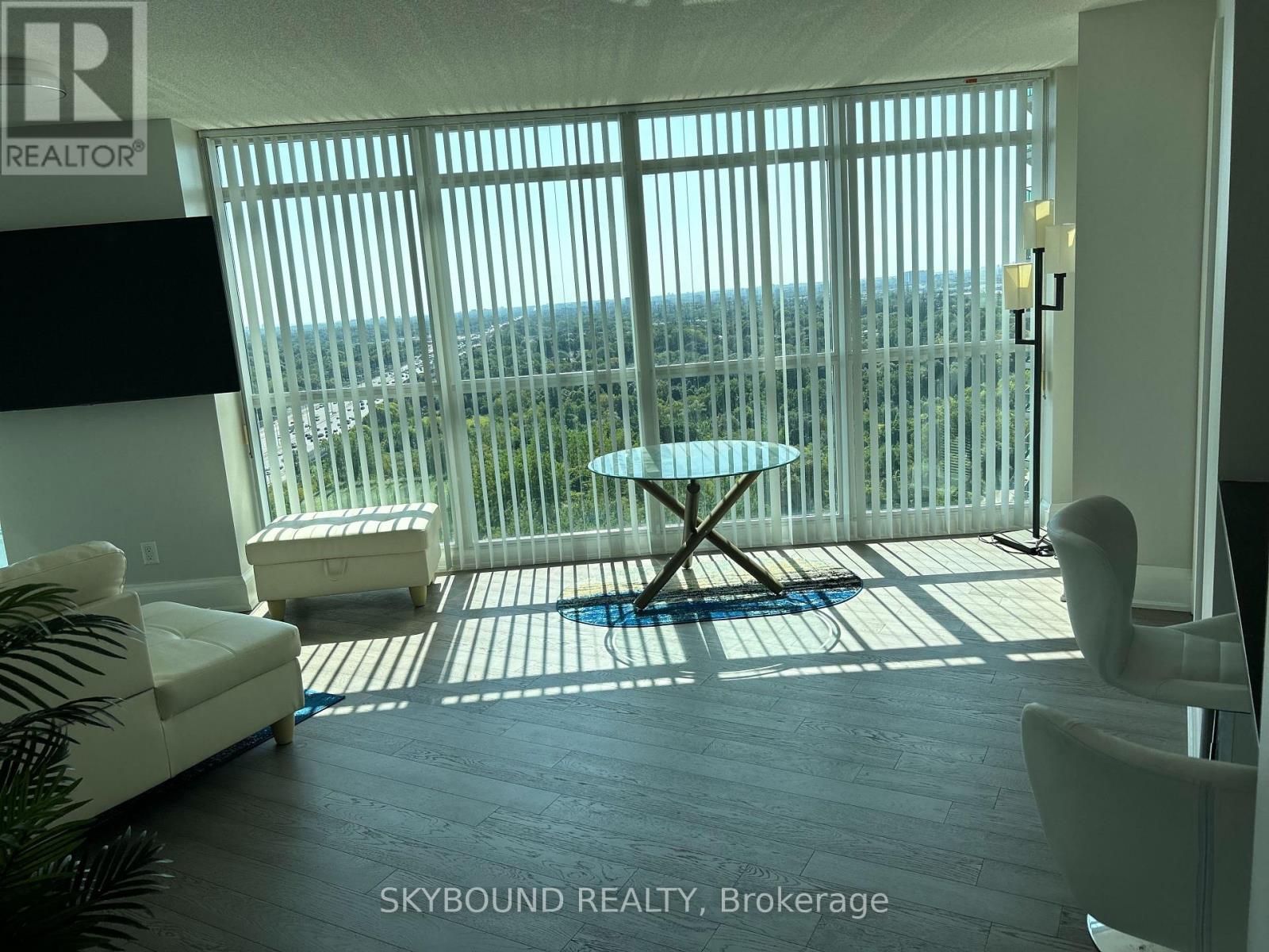 2004 - 215 Sherway Gardens Road, Toronto, Ontario  M9C 0A4 - Photo 14 - W12898078