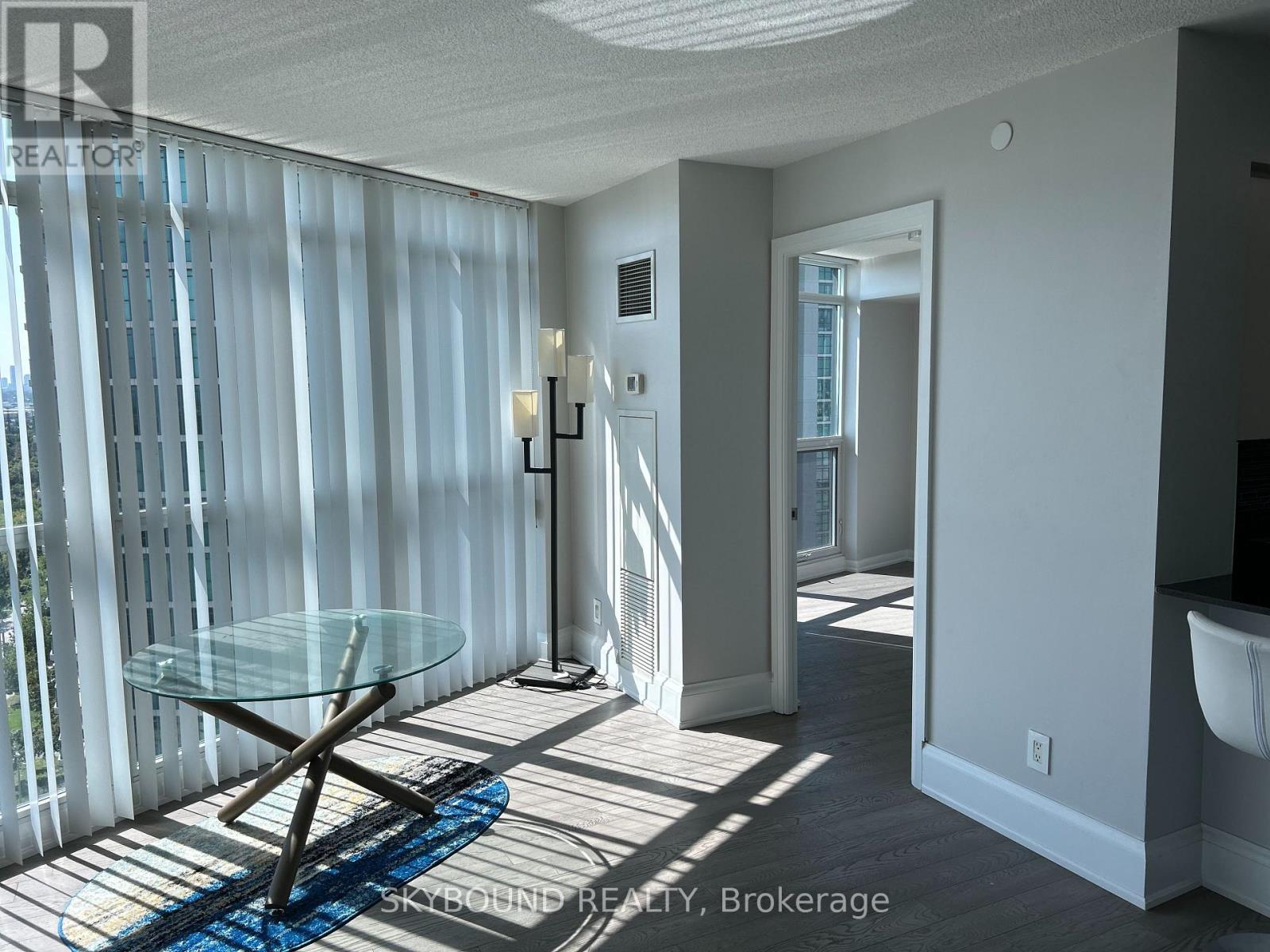 2004 - 215 Sherway Gardens Road, Toronto, Ontario  M9C 0A4 - Photo 15 - W12898078