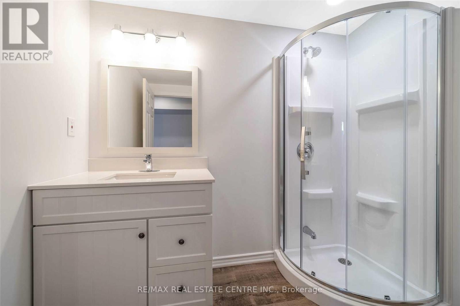 1024 Barclay Circle, Milton, Ontario  L9T 5W5 - Photo 12 - W12898090