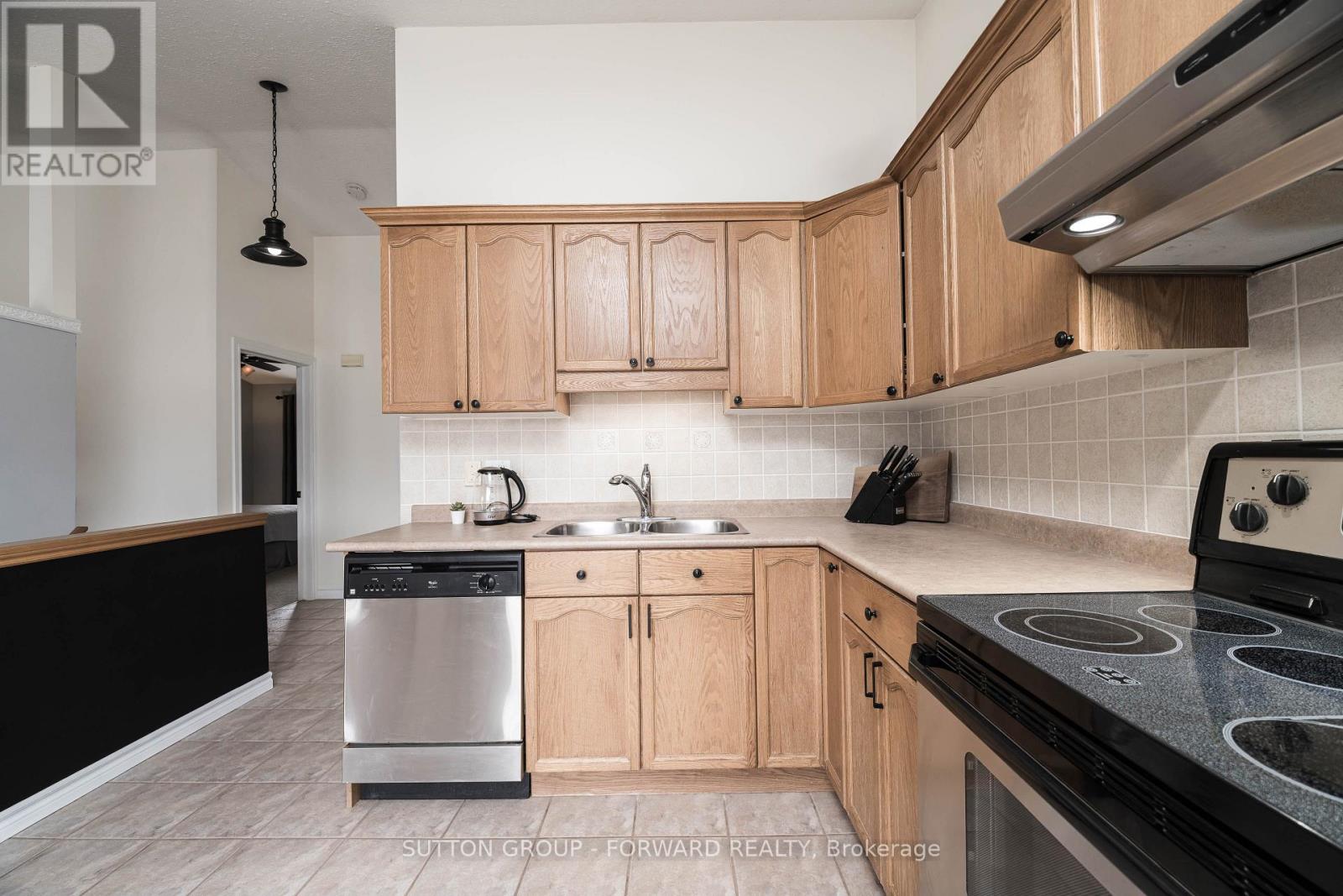 9 - 1077 Hamilton Road, London East, Ontario  N5W 6G3 - Photo 11 - X12858570