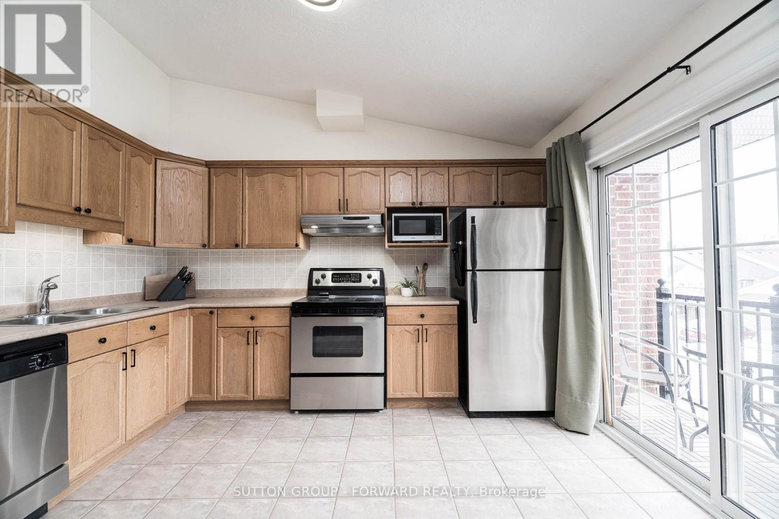 9 - 1077 Hamilton Road, London East, Ontario  N5W 6G3 - Photo 10 - X12858570