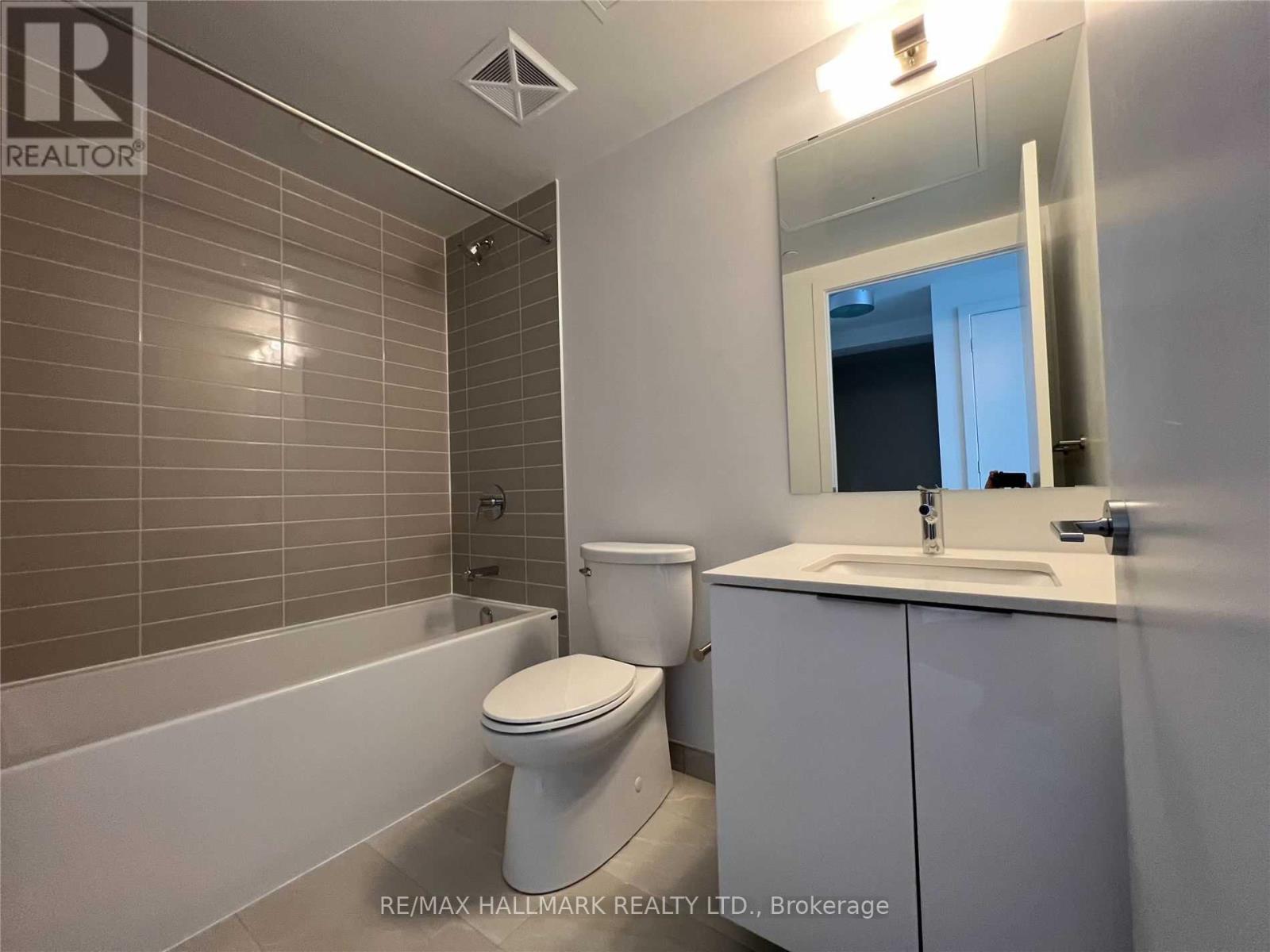 1908 - 357 King Street W, Toronto, Ontario  M5V 1K1 - Photo 14 - C12847858