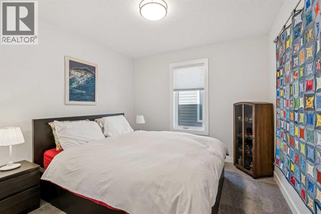 24 Willow Park Point, Cochrane, Alberta  T4C 2V3 - Photo 17 - A2294271