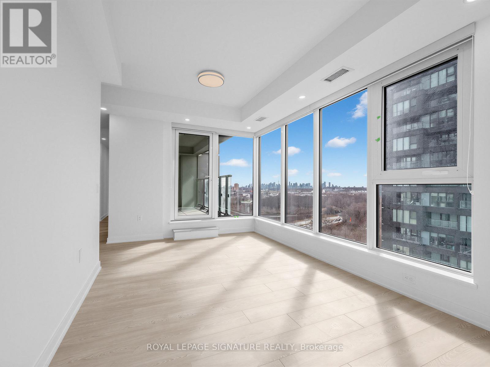 1007 - 1 Quarrington Lane, Toronto, Ontario  M3C 0S4 - Photo 17 - C12897846