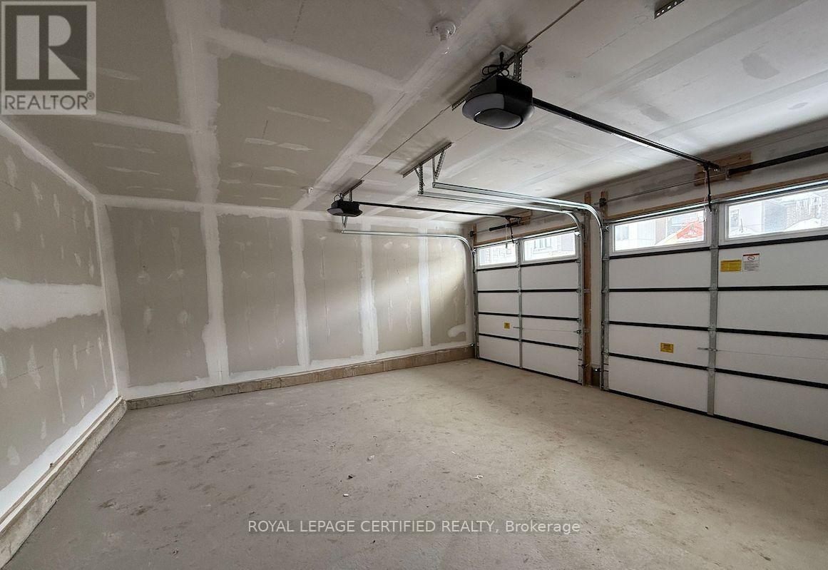 3281 Mariner Pass, Oakville (Go Glenorchy), Ontario  L6M 4K1 - Photo 18 - W12891042