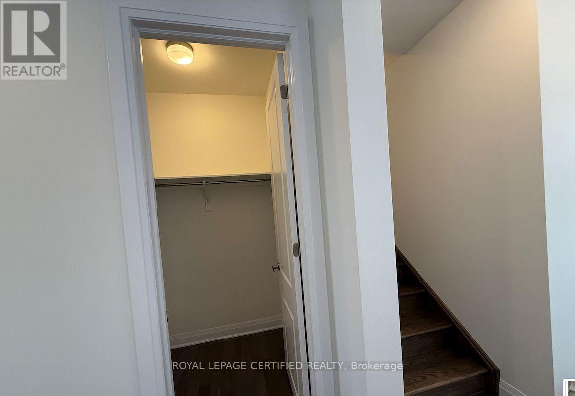 3281 Mariner Pass, Oakville (Go Glenorchy), Ontario  L6M 4K1 - Photo 4 - W12891042