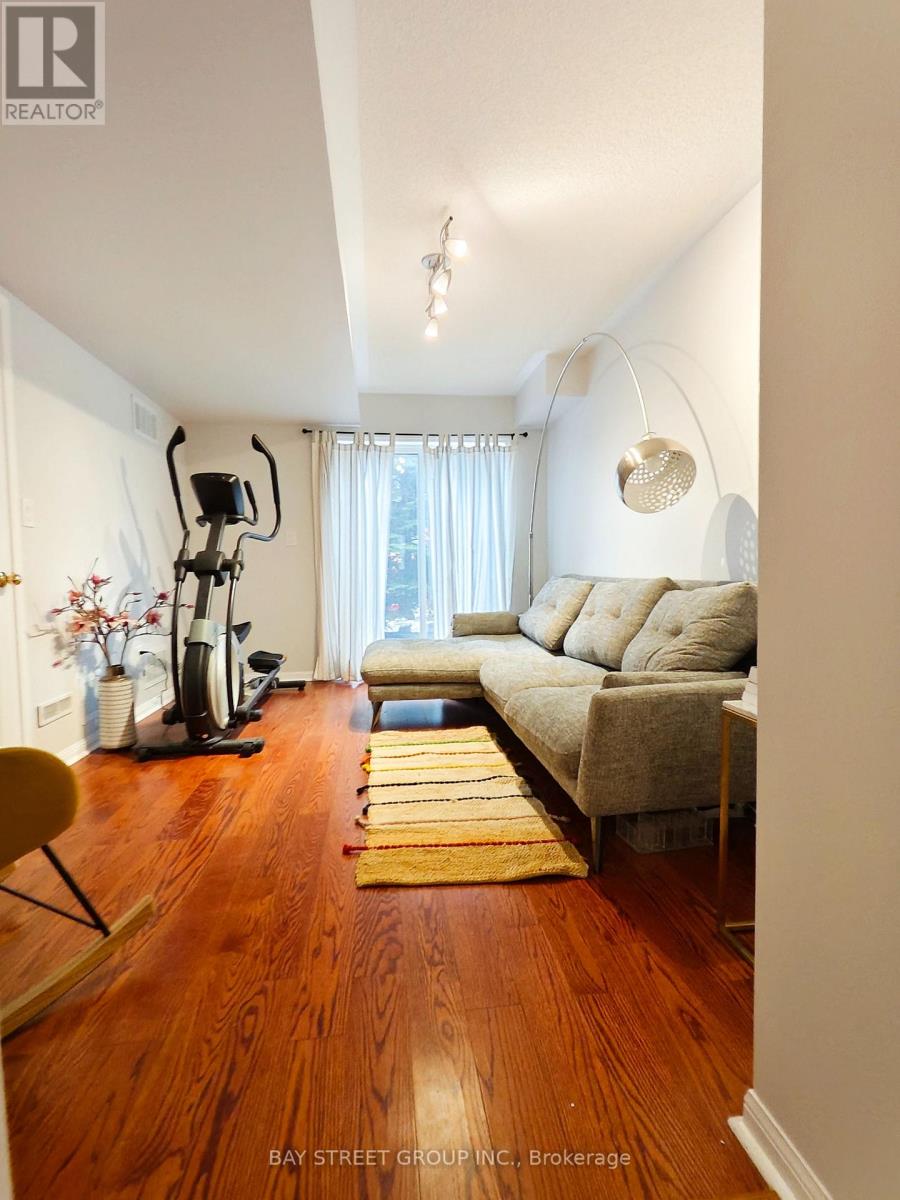 35 - 3030 Breakwater Court, Mississauga, Ontario  L5B 4N7 - Photo 4 - W12745782