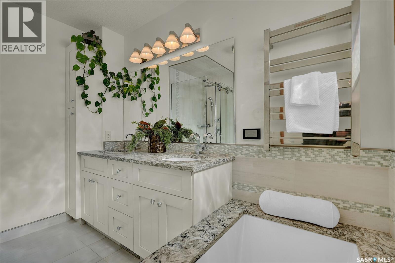 3328 Lakeshore Court, Regina, Saskatchewan  S4S 7H8 - Photo 22 - SK030723