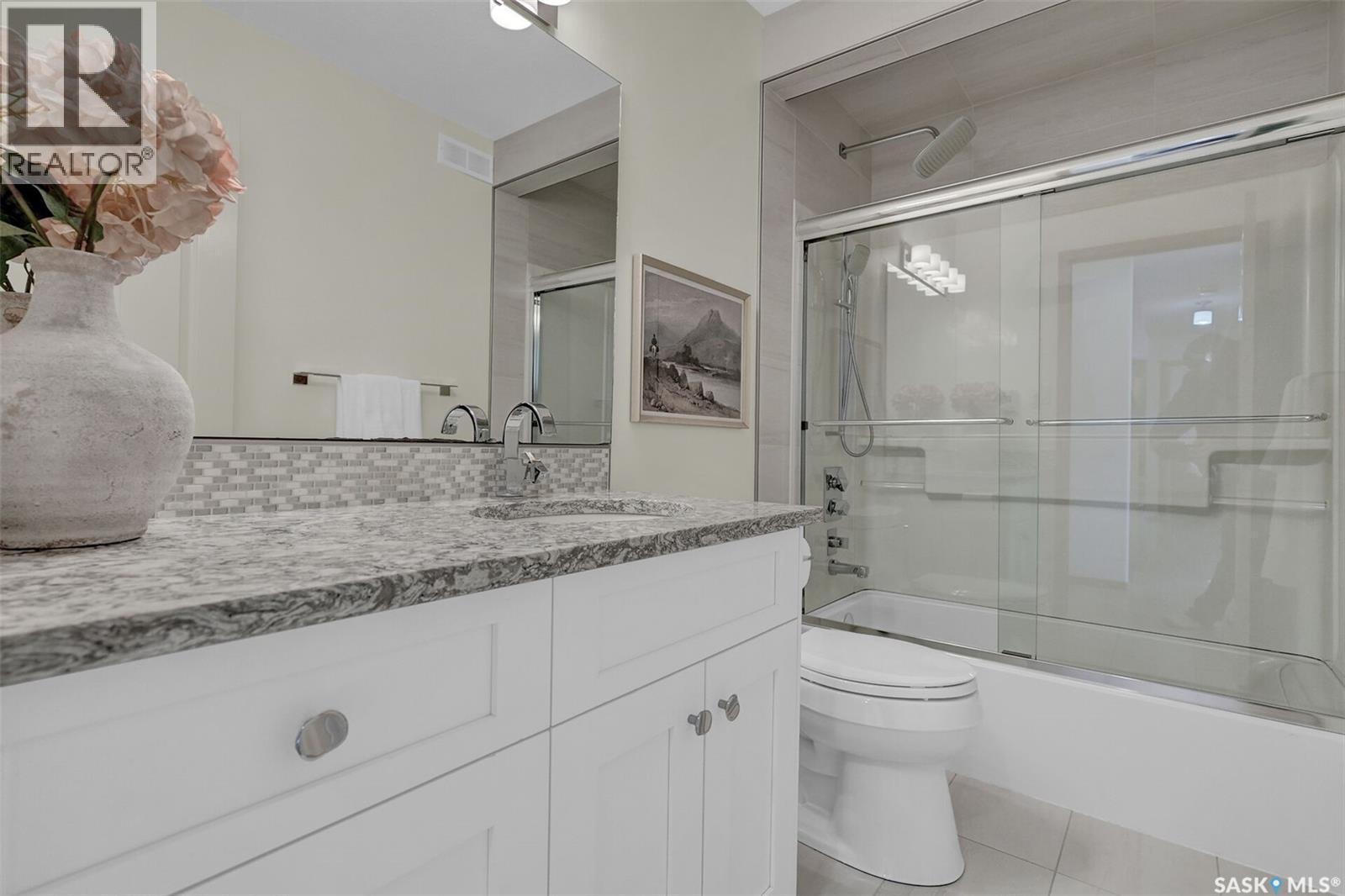 3328 Lakeshore Court, Regina, Saskatchewan  S4S 7H8 - Photo 25 - SK030723