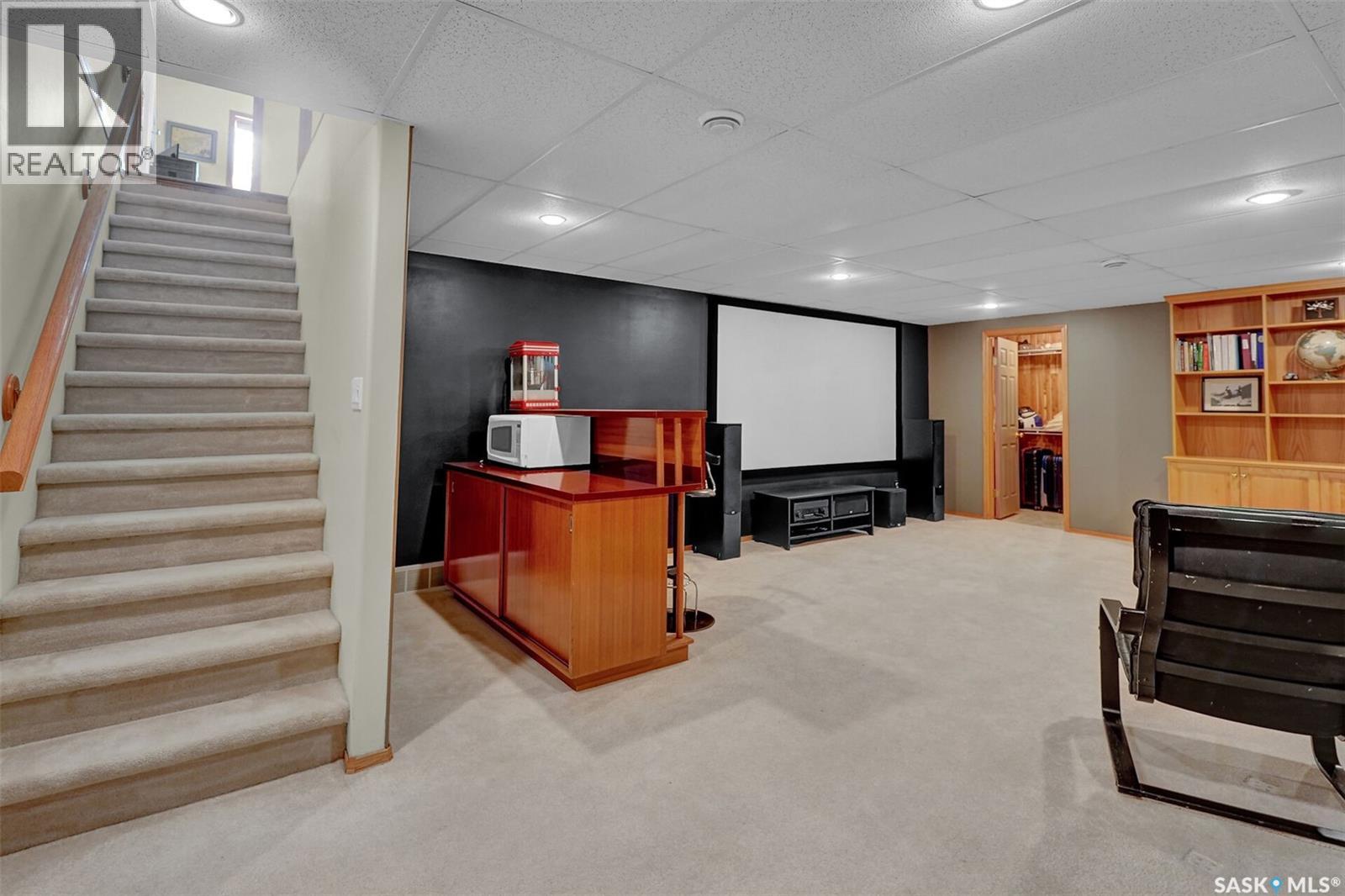 3328 Lakeshore Court, Regina, Saskatchewan  S4S 7H8 - Photo 32 - SK030723