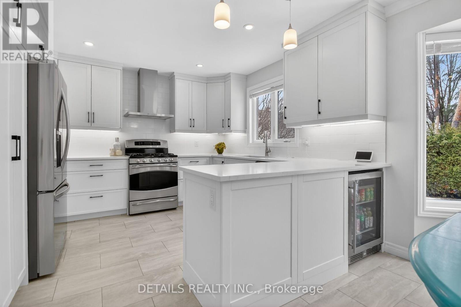 69 Willow Glen Drive, Ottawa, Ontario  K2M 1T1 - Photo 10 - X12898106