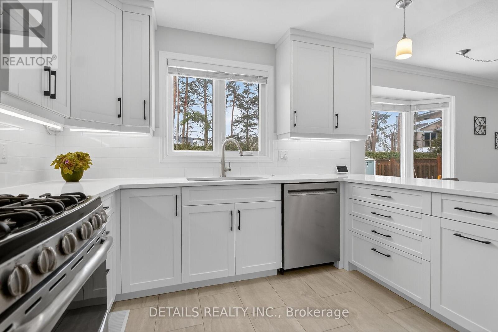 69 Willow Glen Drive, Ottawa, Ontario  K2M 1T1 - Photo 12 - X12898106