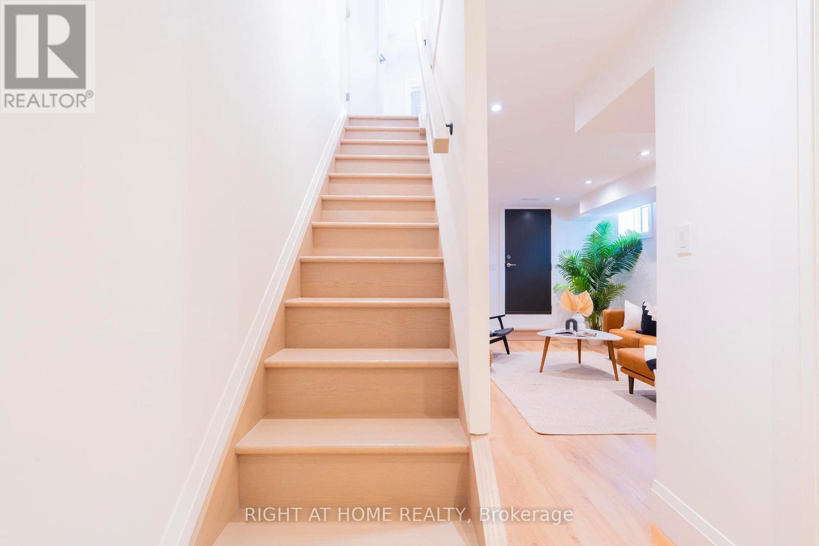 138 Winona Drive, Toronto, Ontario  M6G 3S7 - Photo 22 - C12898116