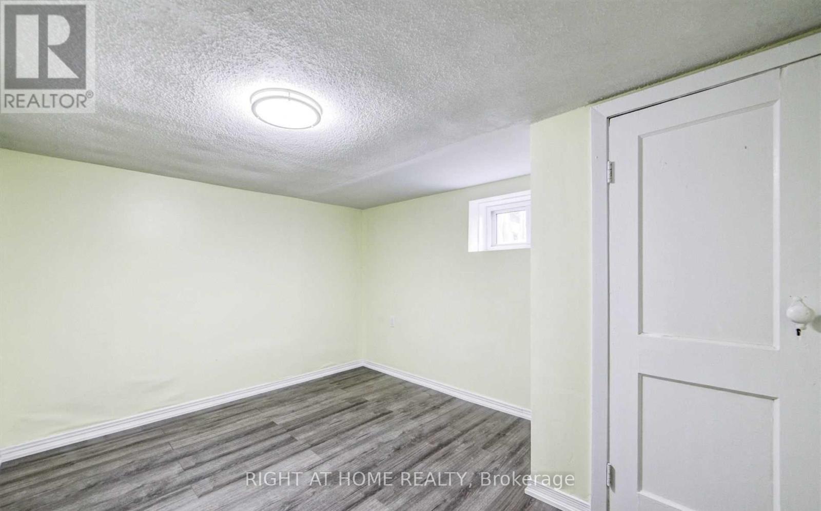 Bsmt - 35 Gibbons Street, Oshawa, Ontario  L1J 4X8 - Photo 7 - E12898108