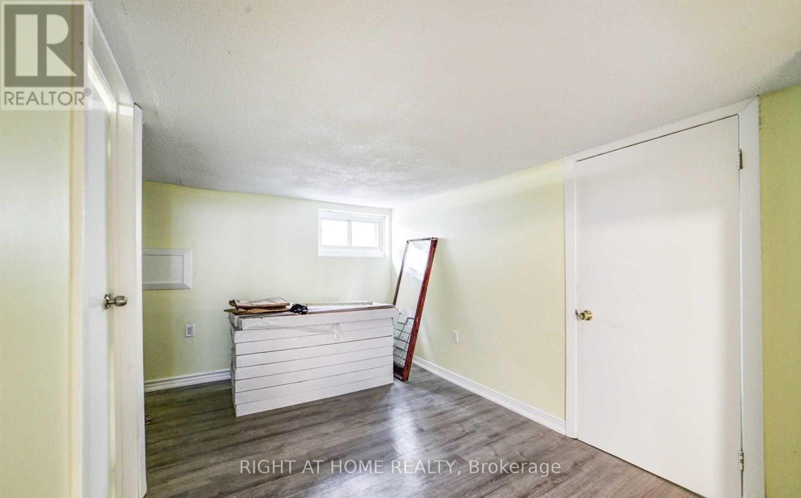 Bsmt - 35 Gibbons Street, Oshawa, Ontario  L1J 4X8 - Photo 9 - E12898108