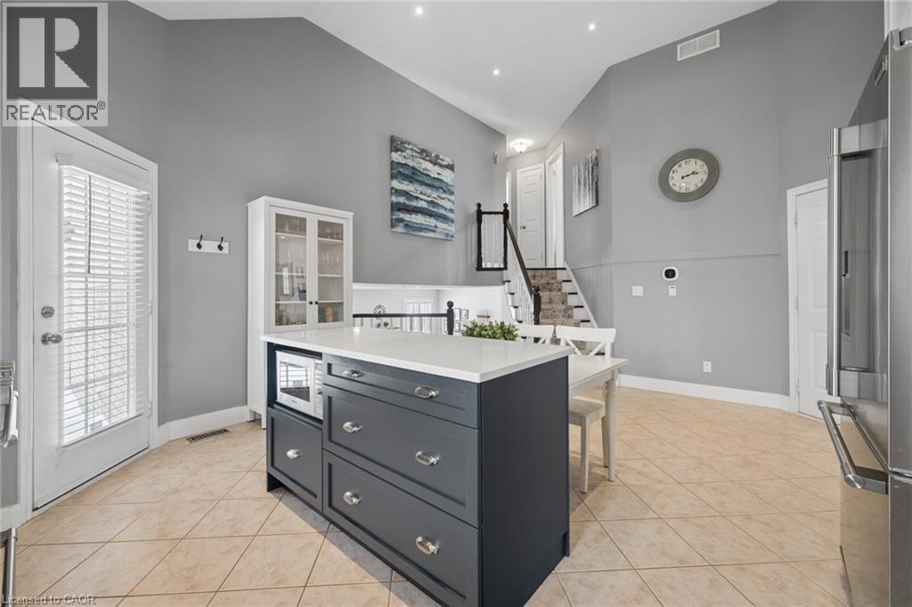 636 Fern Road, Waterloo, Ontario  N2V 2P8 - Photo 13 - 40811682