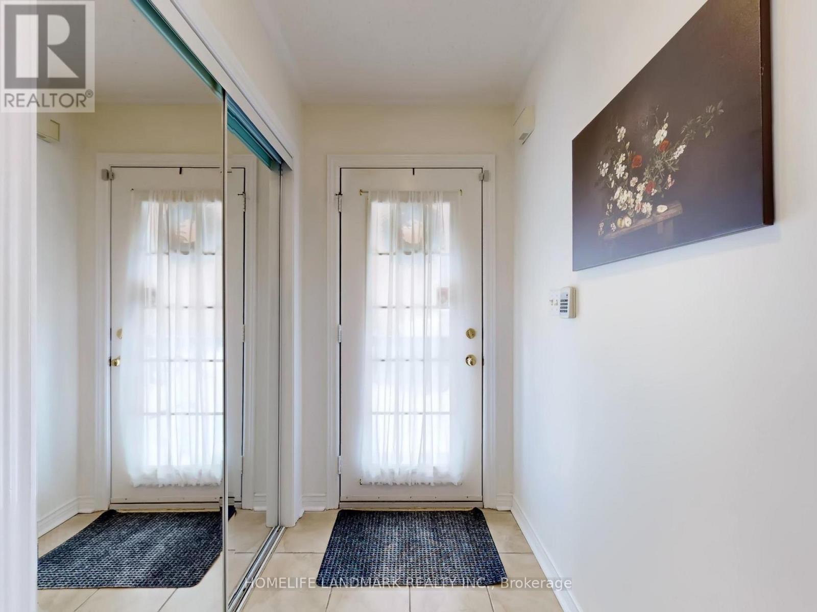 156 Pressed Brick Drive, Brampton, Ontario  L6V 4K6 - Photo 13 - W12898102