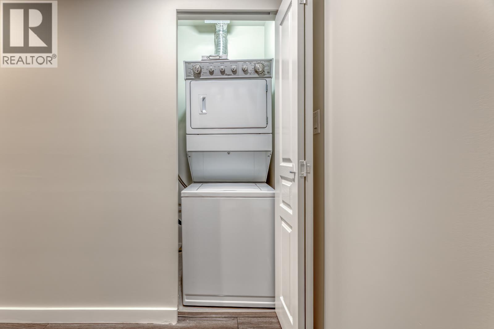 403 3100 Windsor Gate, Coquitlam, British Columbia  V3B 0P3 - Photo 22 - R3092721