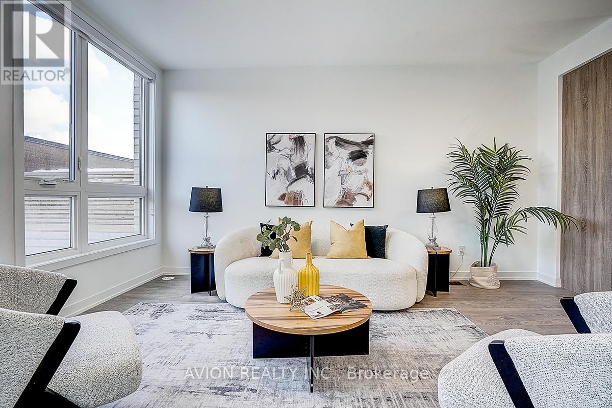 112 Green Gardens Boulevard, Toronto, Ontario  M6A 0E5 - Photo 20 - C12898136