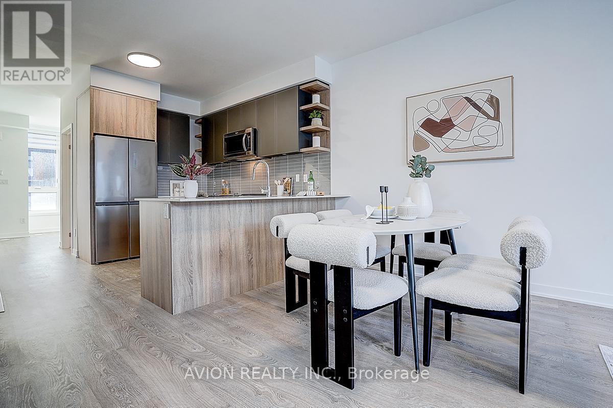 112 Green Gardens Boulevard, Toronto, Ontario  M6A 0E5 - Photo 3 - C12898136