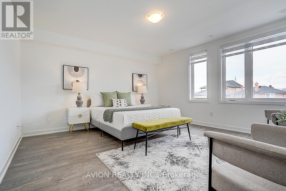 112 Green Gardens Boulevard, Toronto, Ontario  M6A 0E5 - Photo 30 - C12898136