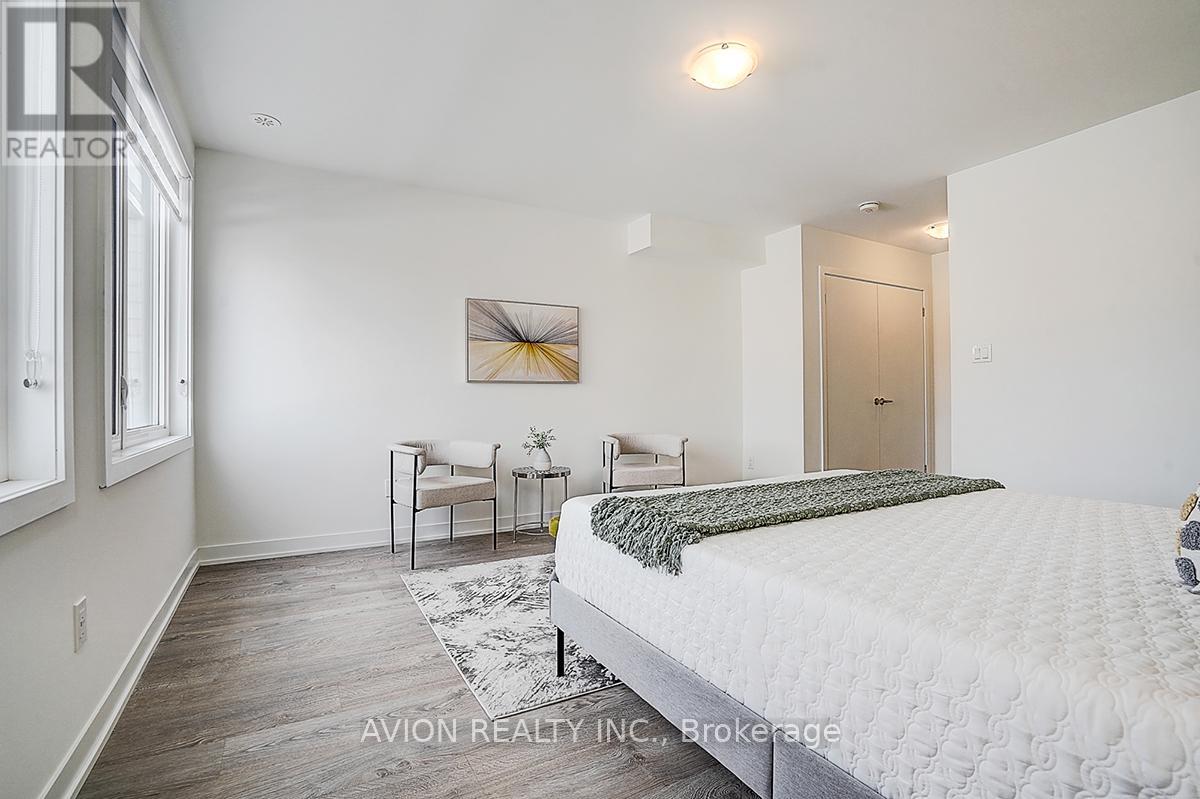 112 Green Gardens Boulevard, Toronto, Ontario  M6A 0E5 - Photo 32 - C12898136