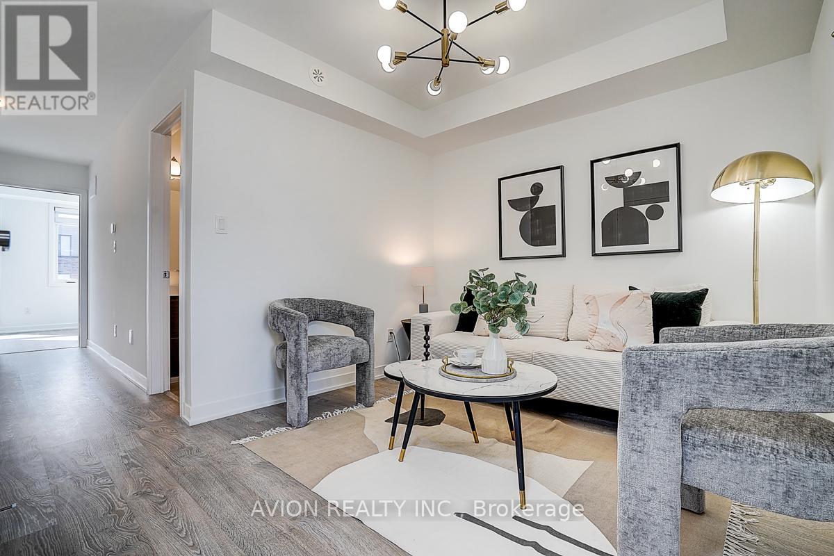 112 Green Gardens Boulevard, Toronto, Ontario  M6A 0E5 - Photo 38 - C12898136