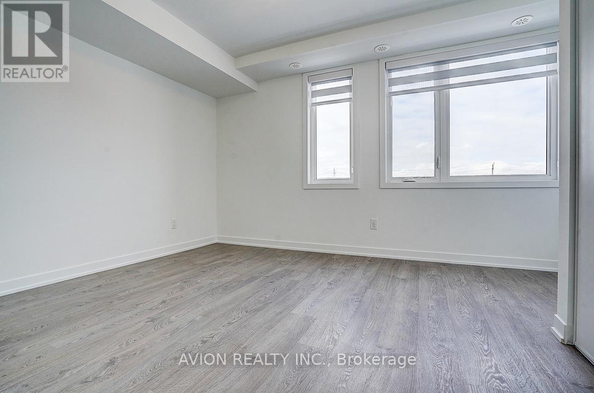 112 Green Gardens Boulevard, Toronto, Ontario  M6A 0E5 - Photo 40 - C12898136