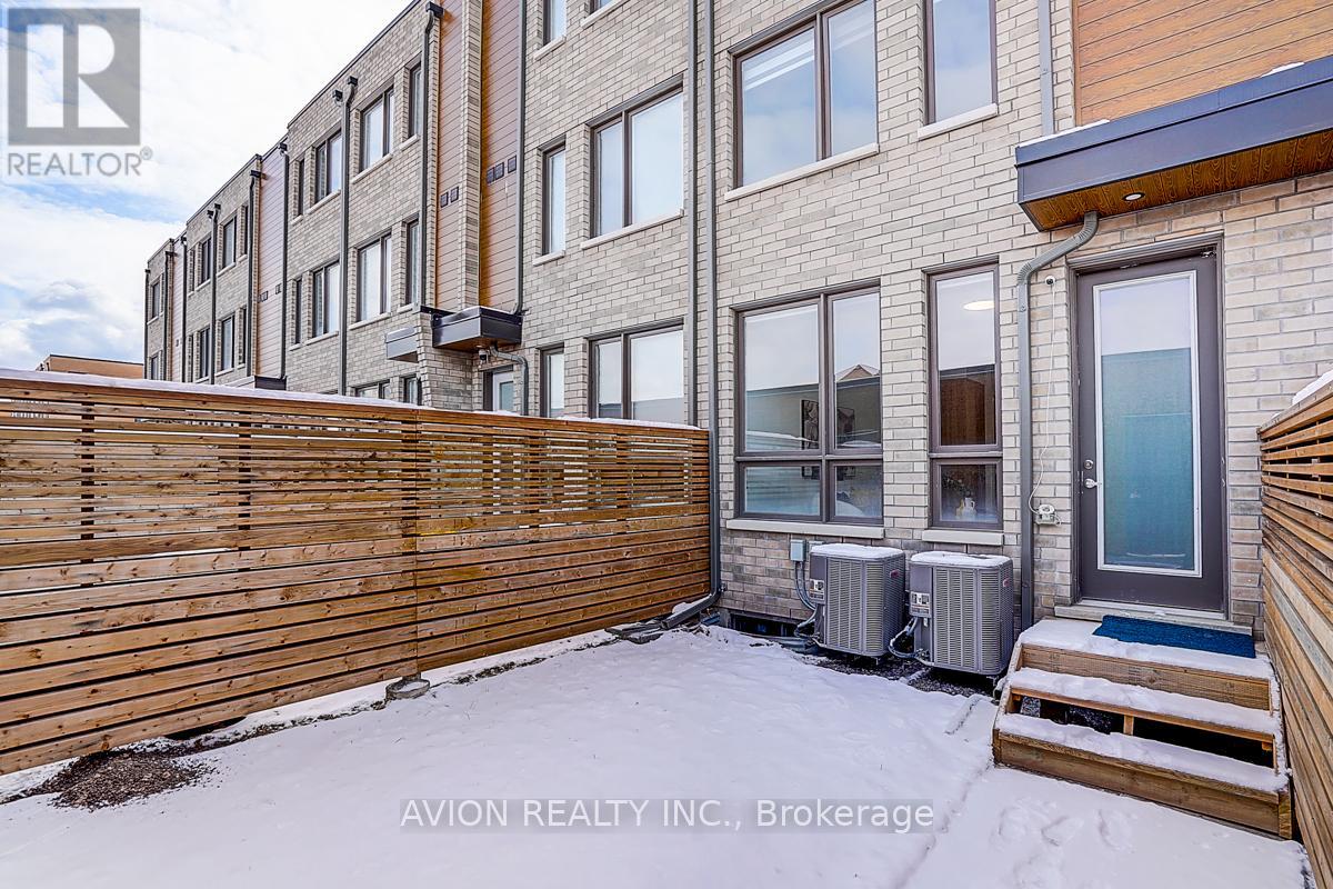 112 Green Gardens Boulevard, Toronto, Ontario  M6A 0E5 - Photo 42 - C12898136