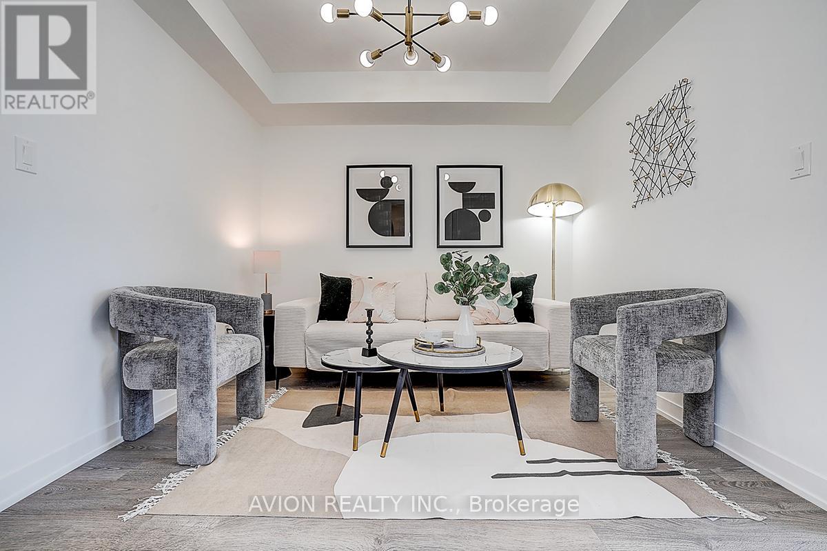 112 Green Gardens Boulevard, Toronto, Ontario  M6A 0E5 - Photo 5 - C12898136