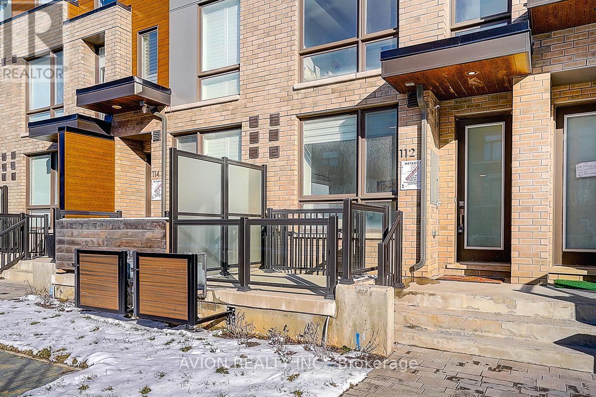 112 Green Gardens Boulevard, Toronto, Ontario  M6A 0E5 - Photo 6 - C12898136