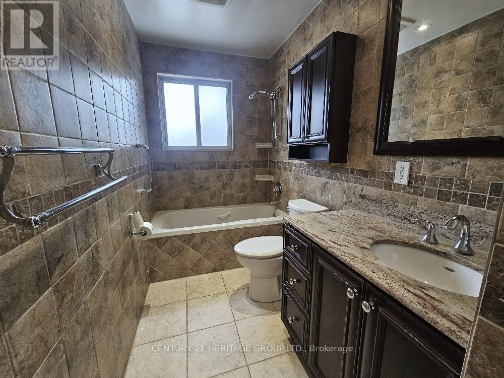 63 Marathon Crescent, Toronto, Ontario  M2R 2L8 - Photo 16 - C12898142