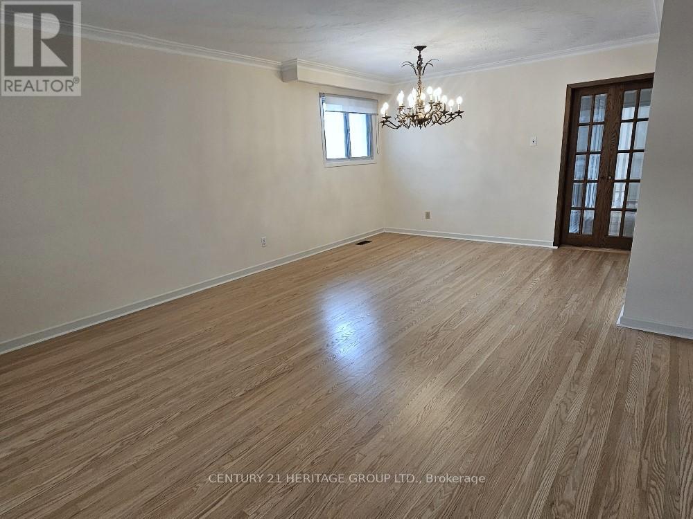 63 Marathon Crescent, Toronto, Ontario  M2R 2L8 - Photo 2 - C12898142