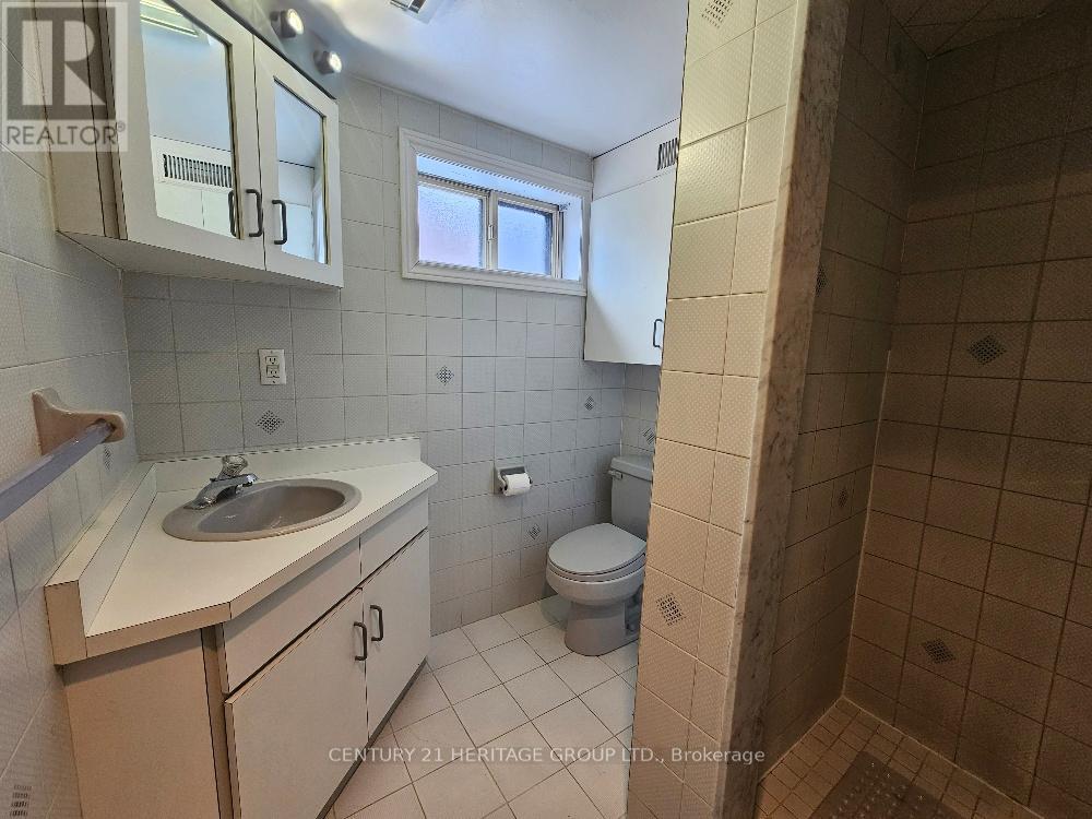 63 Marathon Crescent, Toronto, Ontario  M2R 2L8 - Photo 23 - C12898142