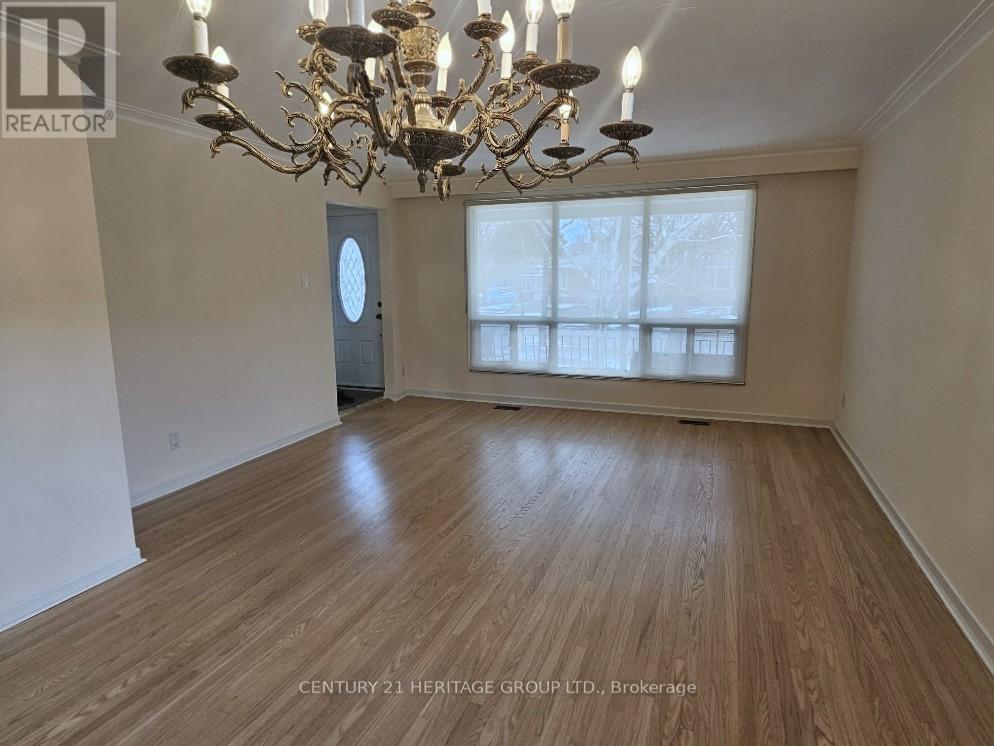 63 Marathon Crescent, Toronto, Ontario  M2R 2L8 - Photo 3 - C12898142