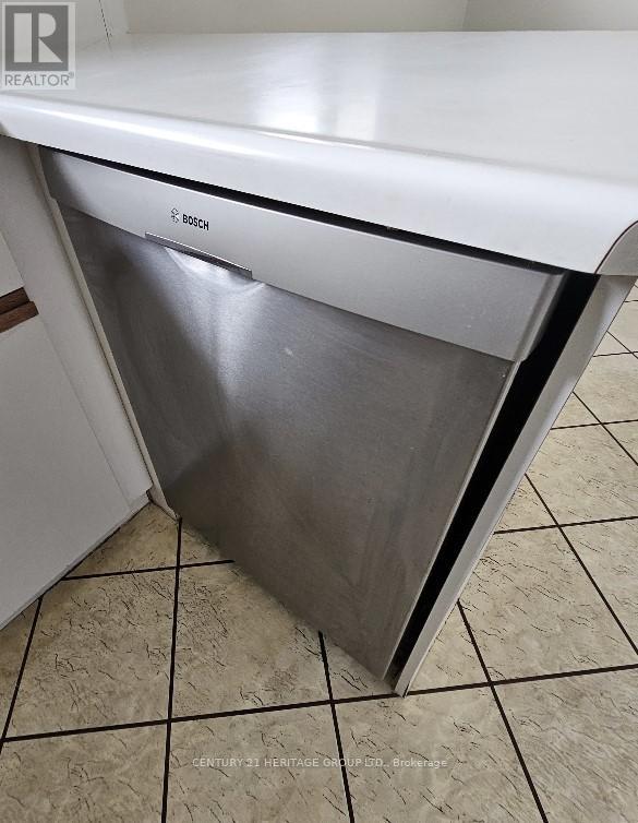 63 Marathon Crescent, Toronto, Ontario  M2R 2L8 - Photo 9 - C12898142