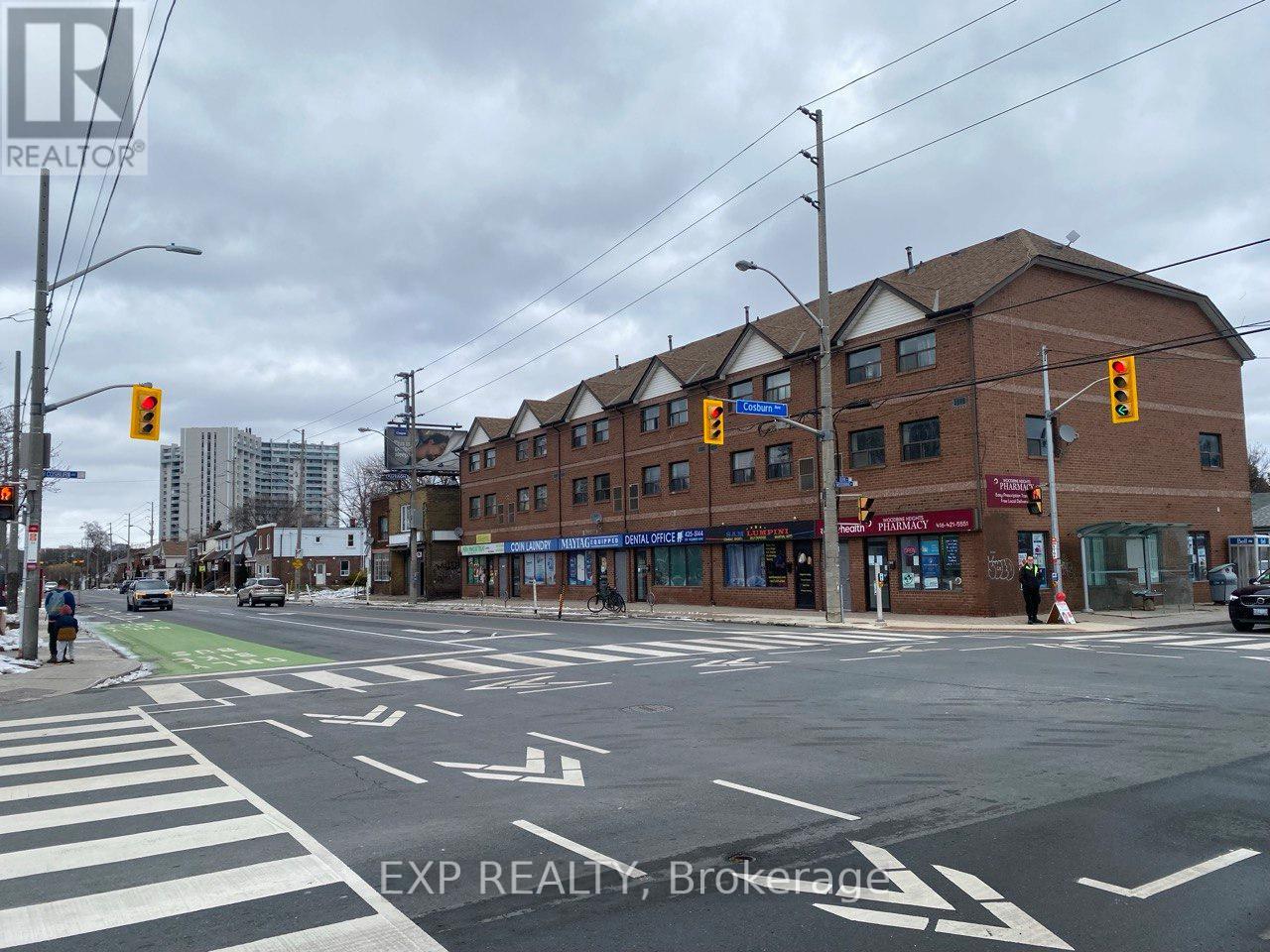 1355 Woodbine Avenue, Toronto, Ontario  M4C 4G4 - Photo 3 - E12898144