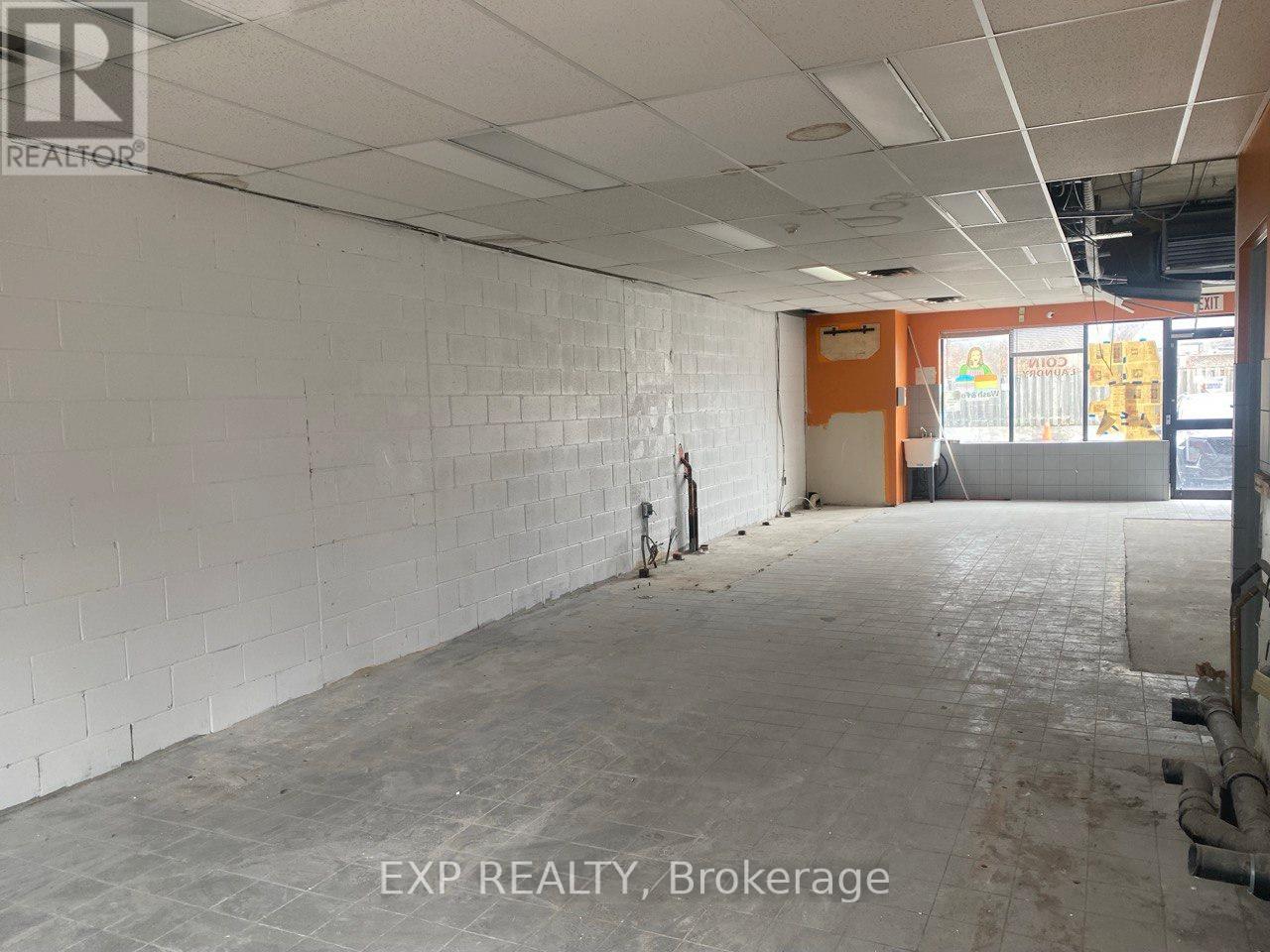 1355 Woodbine Avenue, Toronto, Ontario  M4C 4G4 - Photo 9 - E12898144