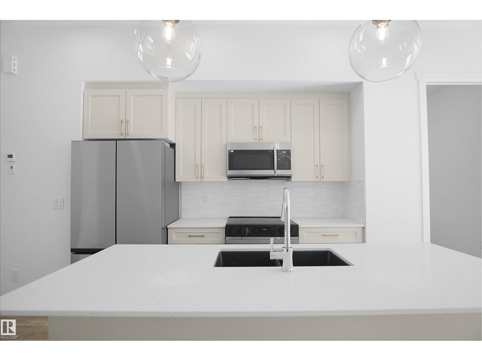 20609 42 Av Nw, Edmonton, Alberta  T6M 0R8 - Photo 6 - E4468781