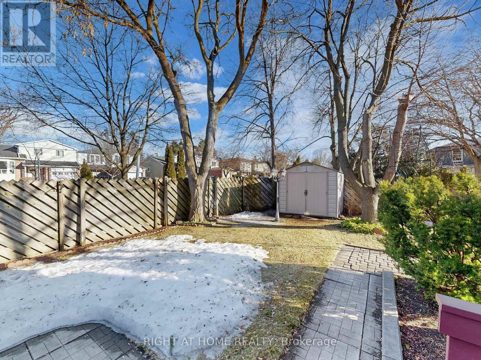 50 Rathfon Crescent, Richmond Hill, Ontario  L4C 5B7 - Photo 47 - N12898128