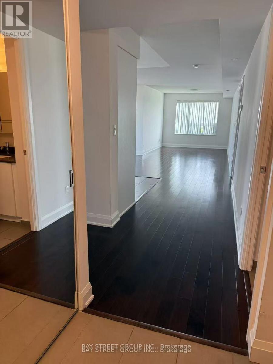 902 - 1 Uptown Drive, Markham, Ontario  L3R 5C1 - Photo 7 - N12898152