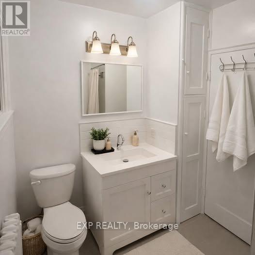 11 Fairside Avenue, Toronto, Ontario  M4C 3G8 - Photo 12 - E12898114