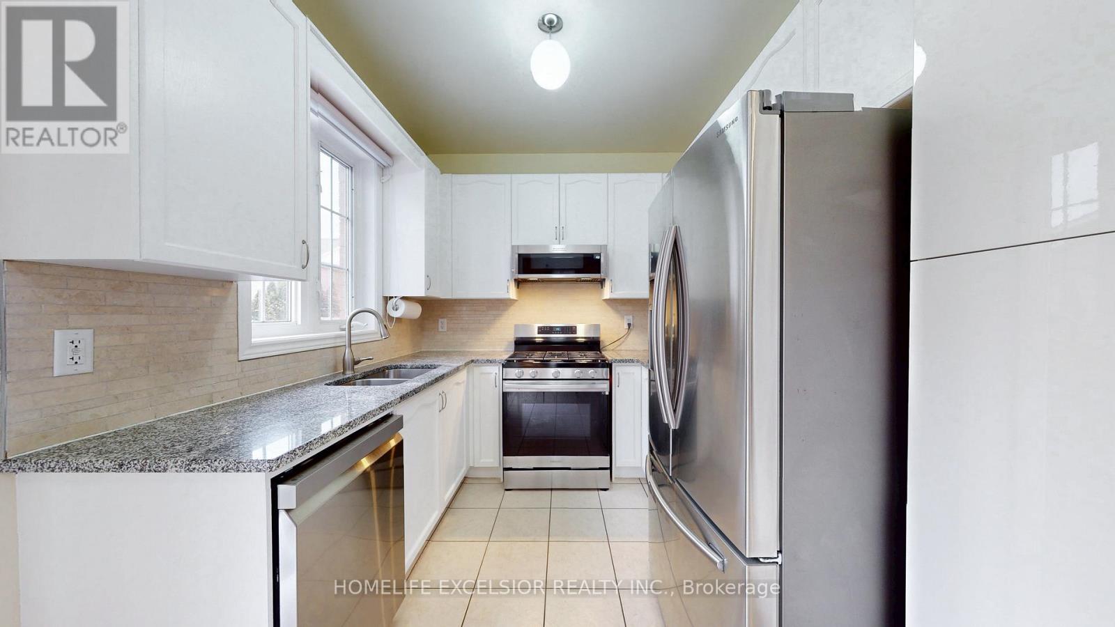 2 Wellsprings Drive, Brampton, Ontario  L6V 4S5 - Photo 13 - W12898120