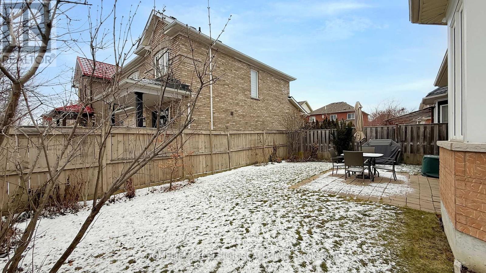 2 Wellsprings Drive, Brampton, Ontario  L6V 4S5 - Photo 46 - W12898120