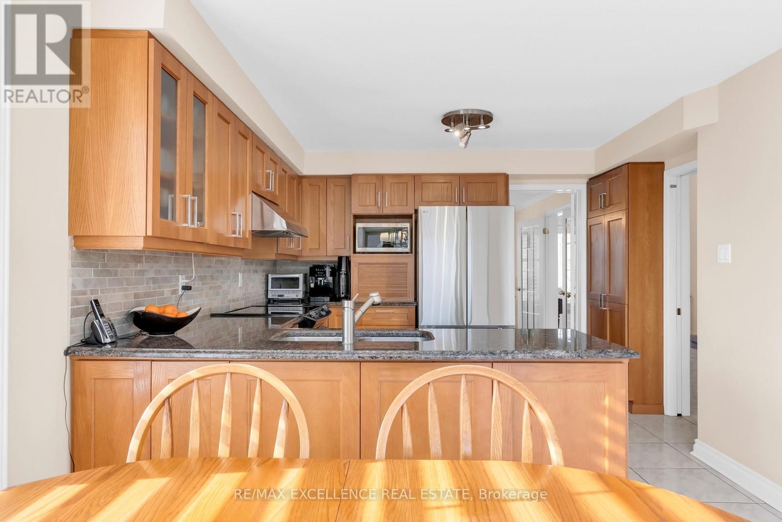 30 Northumberland Place, Brampton, Ontario  L6S 4E5 - Photo 16 - W12898122