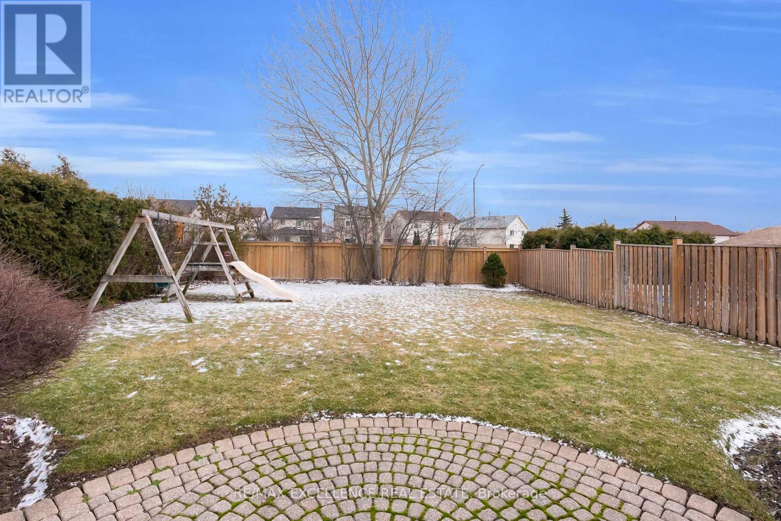 30 Northumberland Place, Brampton, Ontario  L6S 4E5 - Photo 42 - W12898122